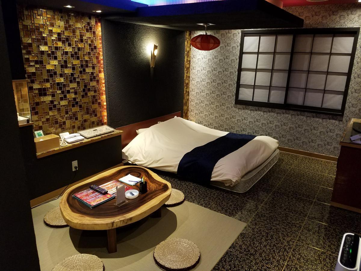Eight Prince Hotel -Adult Only- Tokorozawa Exterior photo